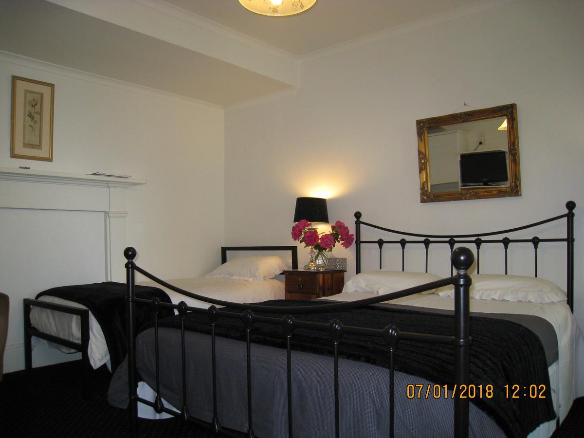 Hi George B&B ลอนเชสตัน ภายนอก รูปภาพ