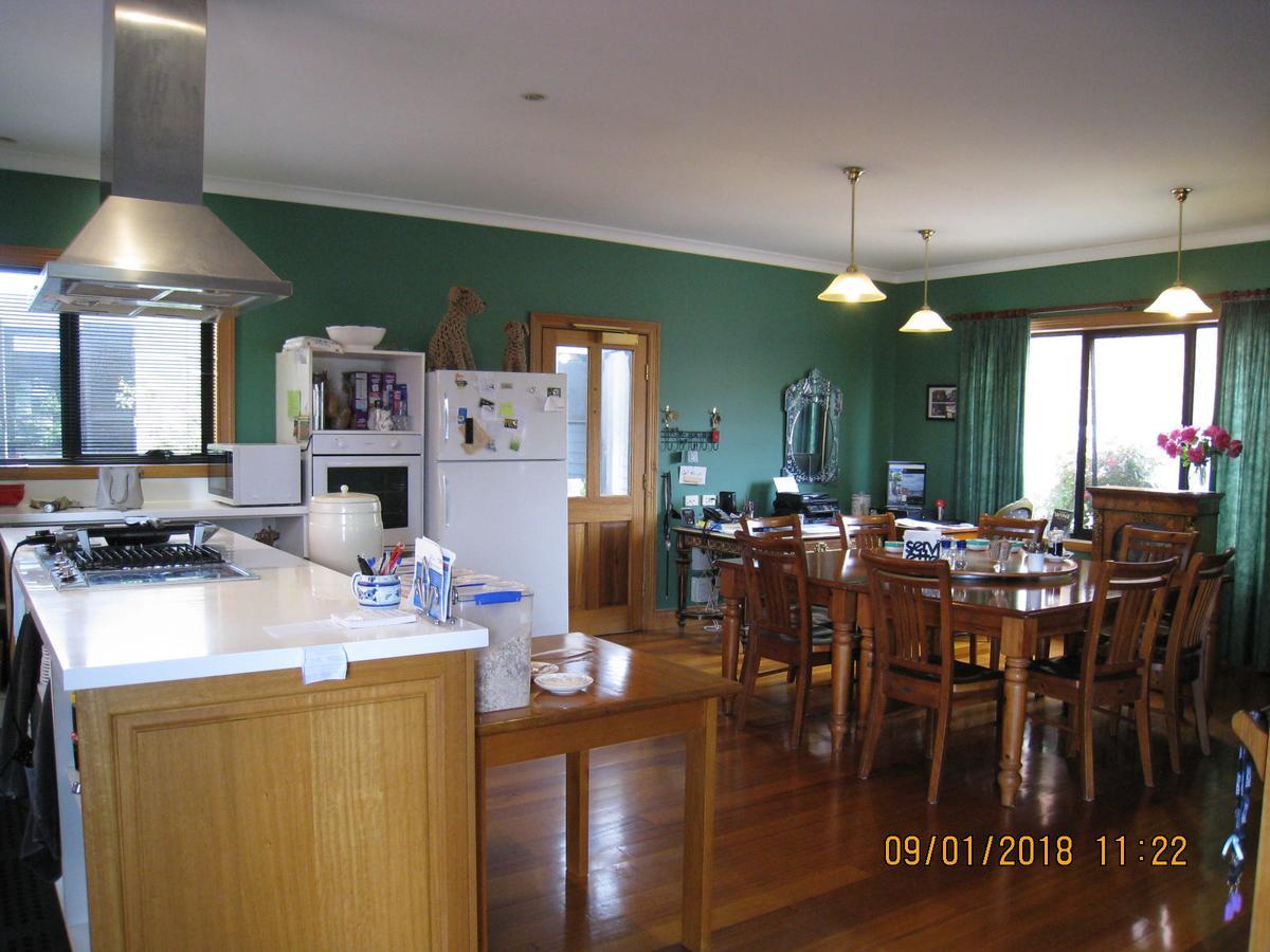 Hi George B&B ลอนเชสตัน ภายนอก รูปภาพ